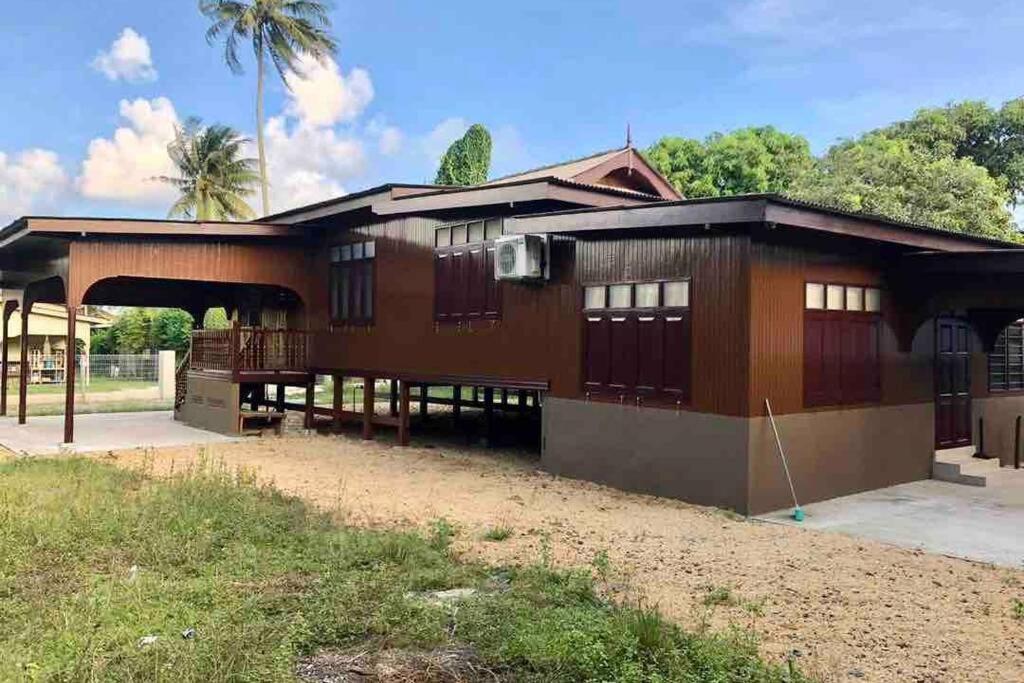 De RhuMaa Homestay Kuala Terengganu Luaran gambar